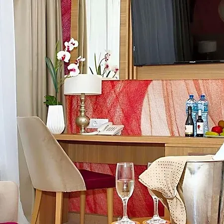 Europe & Casino Hotel 4*