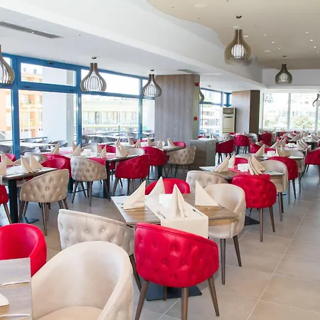 ホテル Europe & Casino サニービーチ